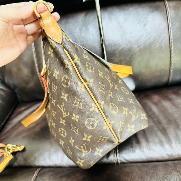 Louis Vuitton Palermo PM - Picture 9 of 16